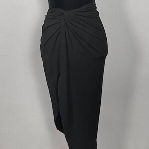 Black High-Waist Stretchy Skirt with Knotted Side Slit